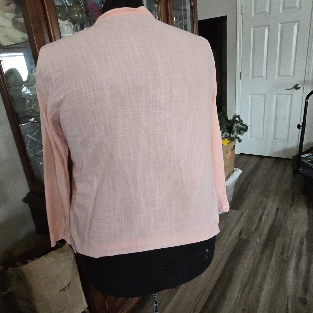 Light Pink Button-Up Blouse - Picture 5 of 6